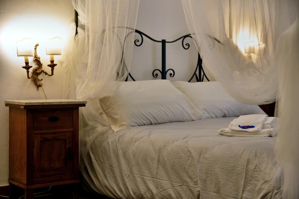 Real Teatro Umberto I Bed & Breakfast Palermo Exterior foto