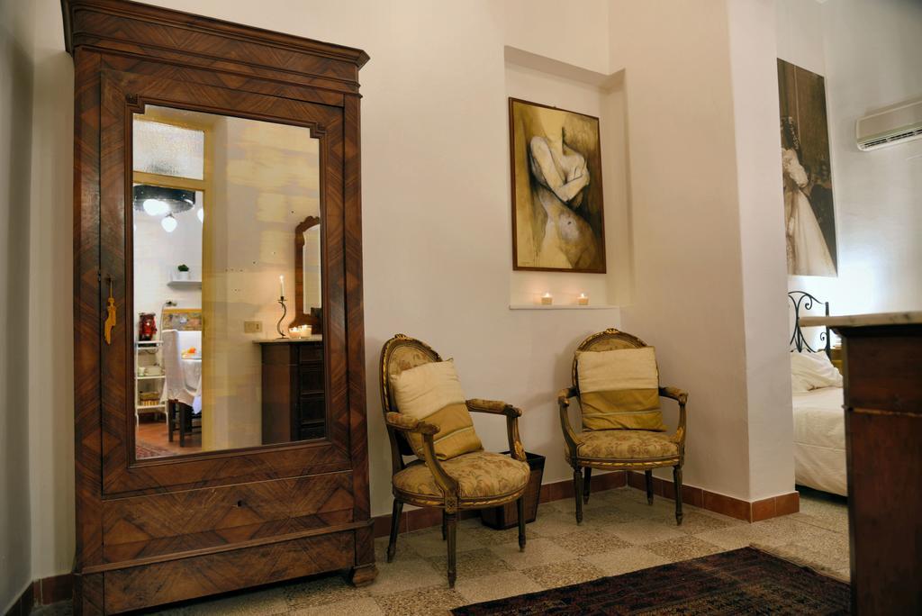 Real Teatro Umberto I Bed & Breakfast Palermo Exterior foto
